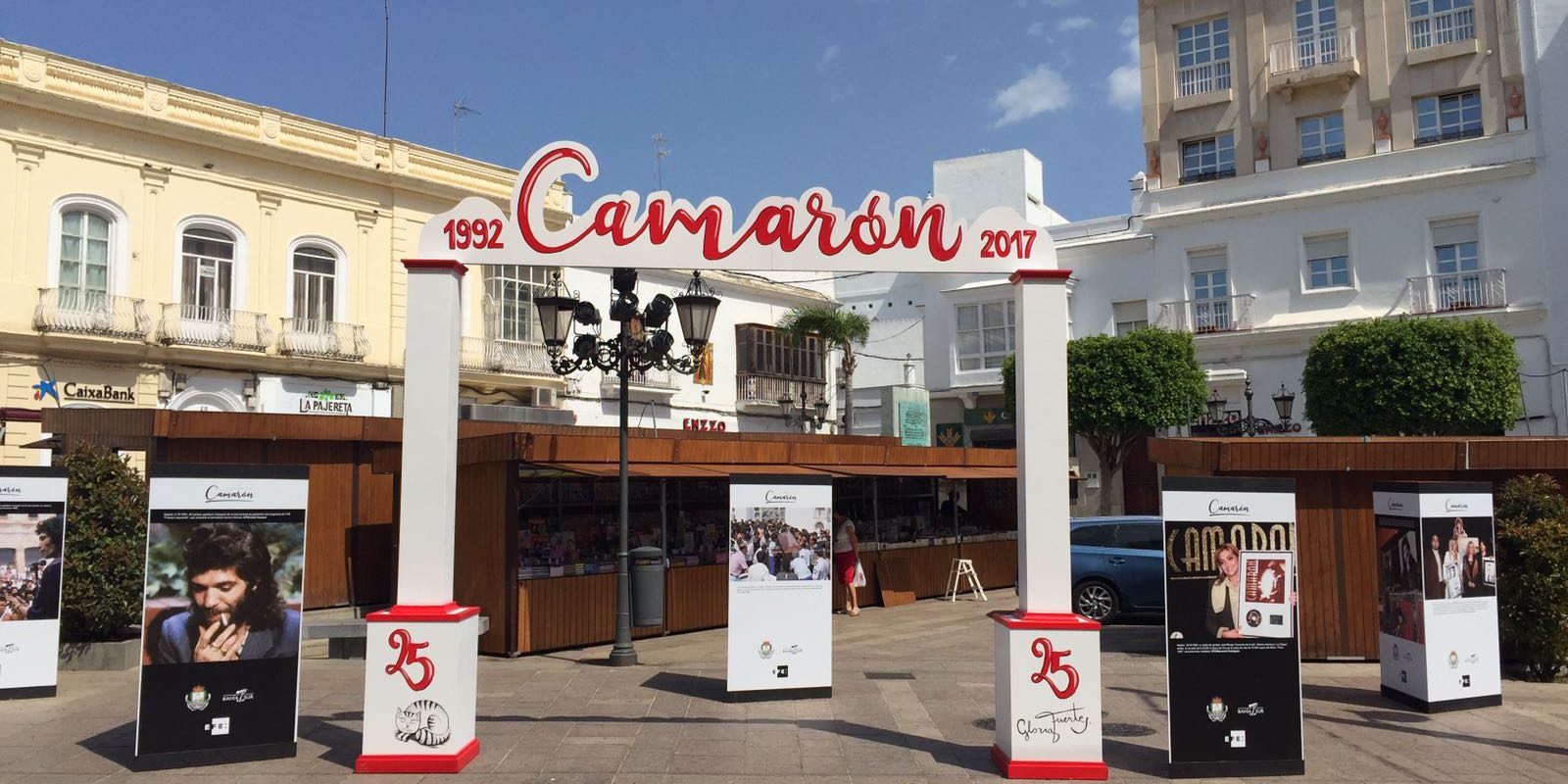 Decoración feria del libro San Fernando 2017 8 Proceso de decoración de la entrada de la feria del libro de San Fernando 2