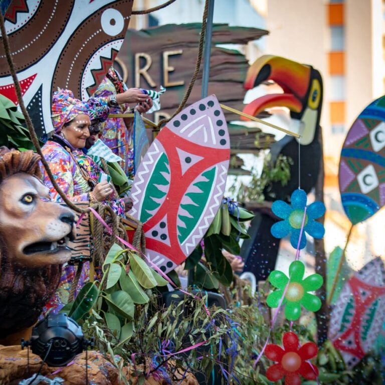 carroza magna en carnavales